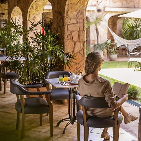 Las Lomas Casa Hotel Asuncion Bagian luar foto