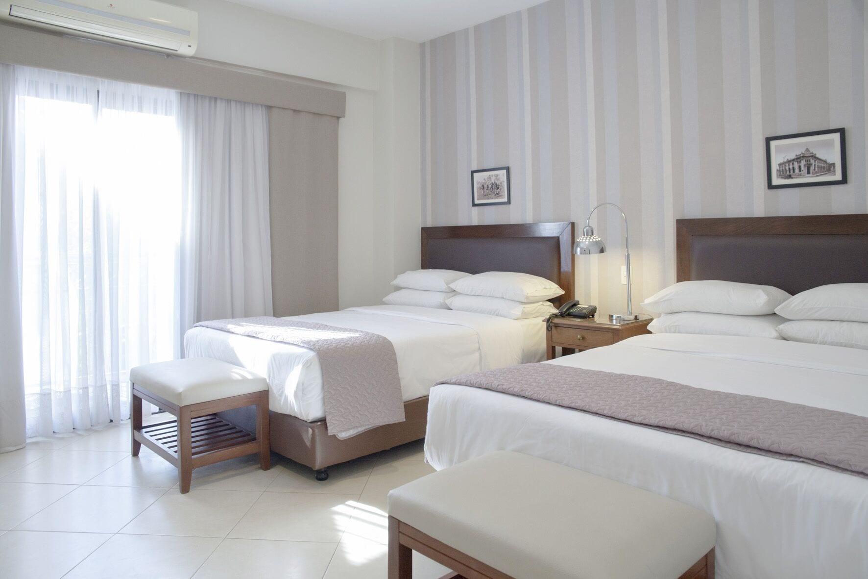 Las Lomas Casa Hotel Asuncion Bagian luar foto
