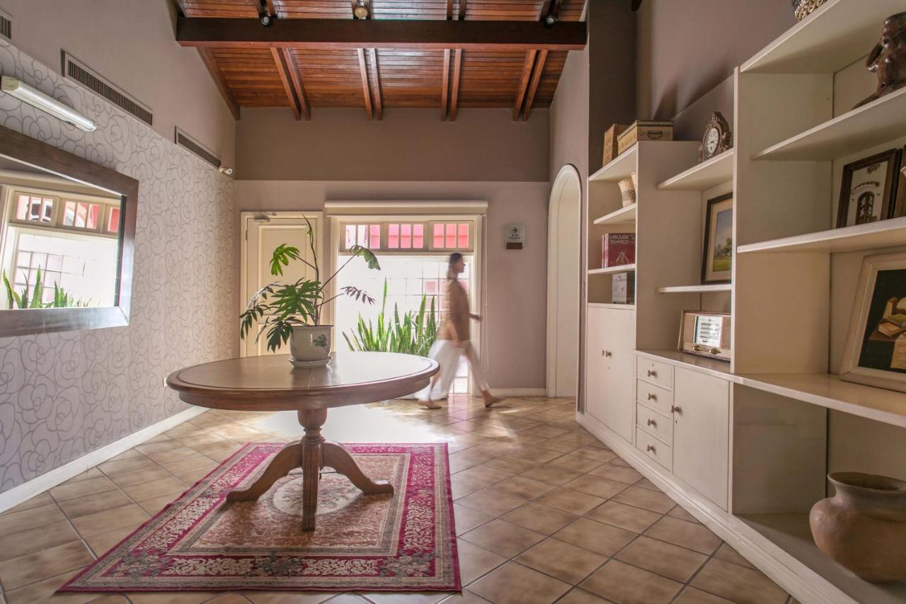 Las Lomas Casa Hotel Asuncion Bagian luar foto