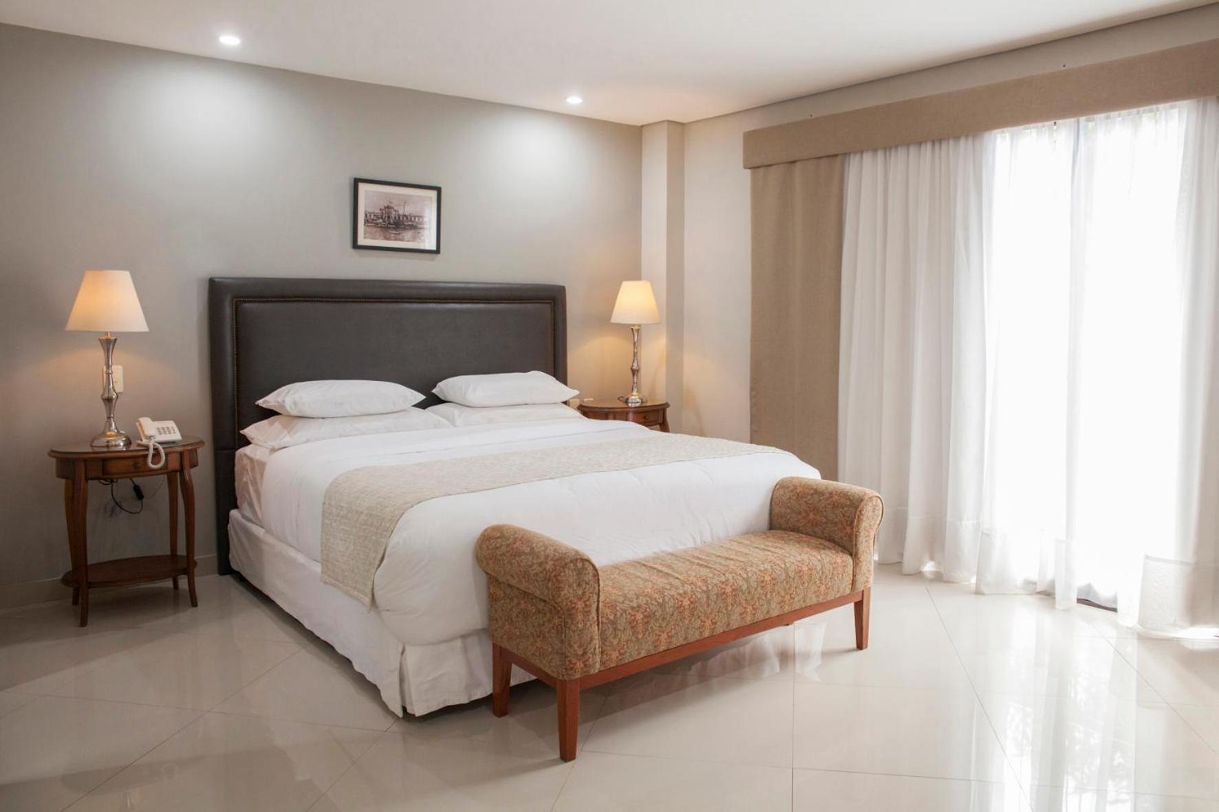 Las Lomas Casa Hotel Asuncion Bagian luar foto