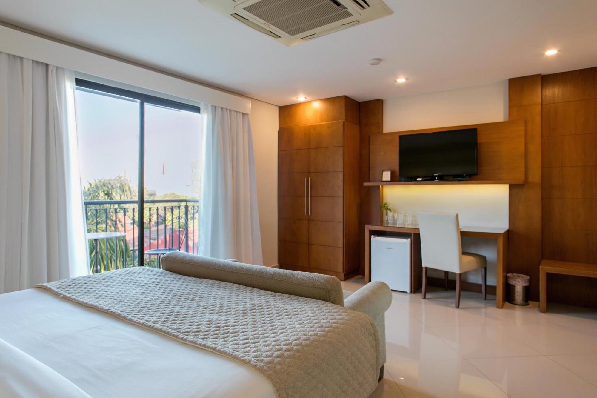 Las Lomas Casa Hotel Asuncion Bagian luar foto