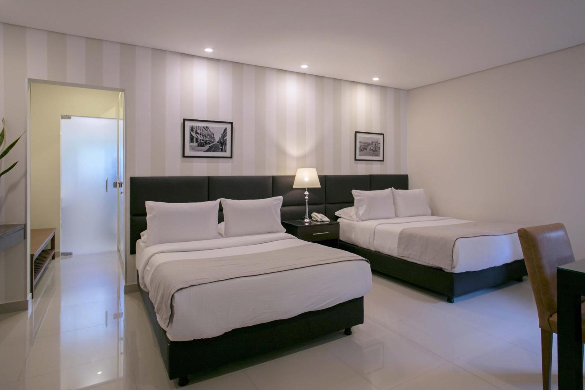 Las Lomas Casa Hotel Asuncion Bagian luar foto