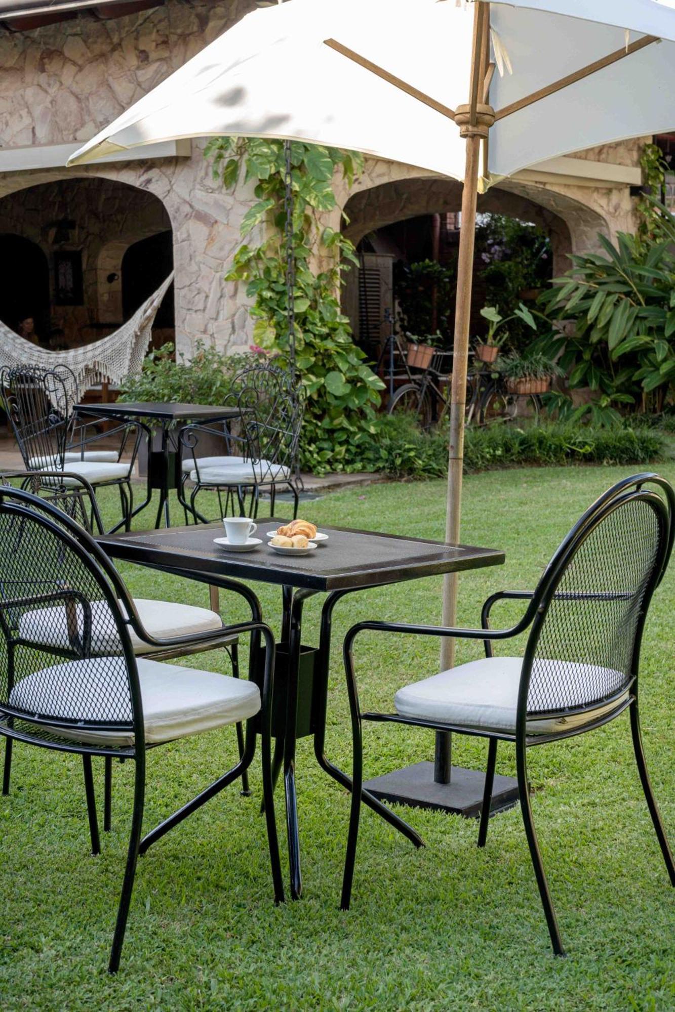 Las Lomas Casa Hotel Asuncion Bagian luar foto